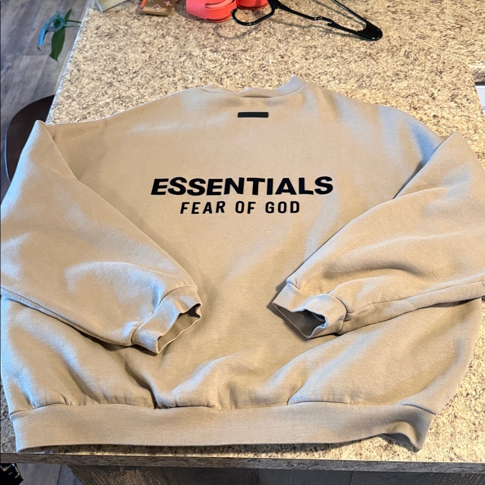 Essentials Crew Neck - image 4